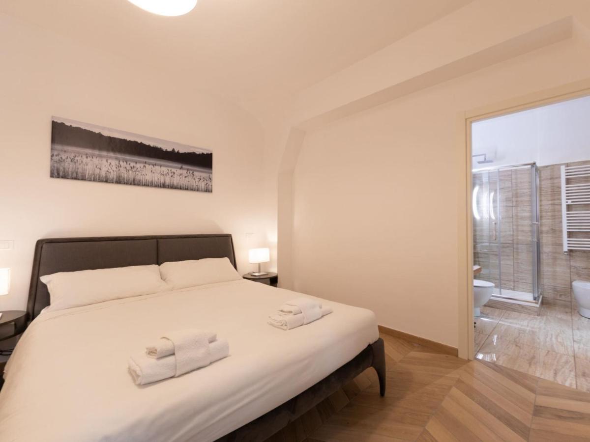 The Best Rent - Elegant Five-Bedrooms Apartment Near Colosseo روما المظهر الخارجي الصورة